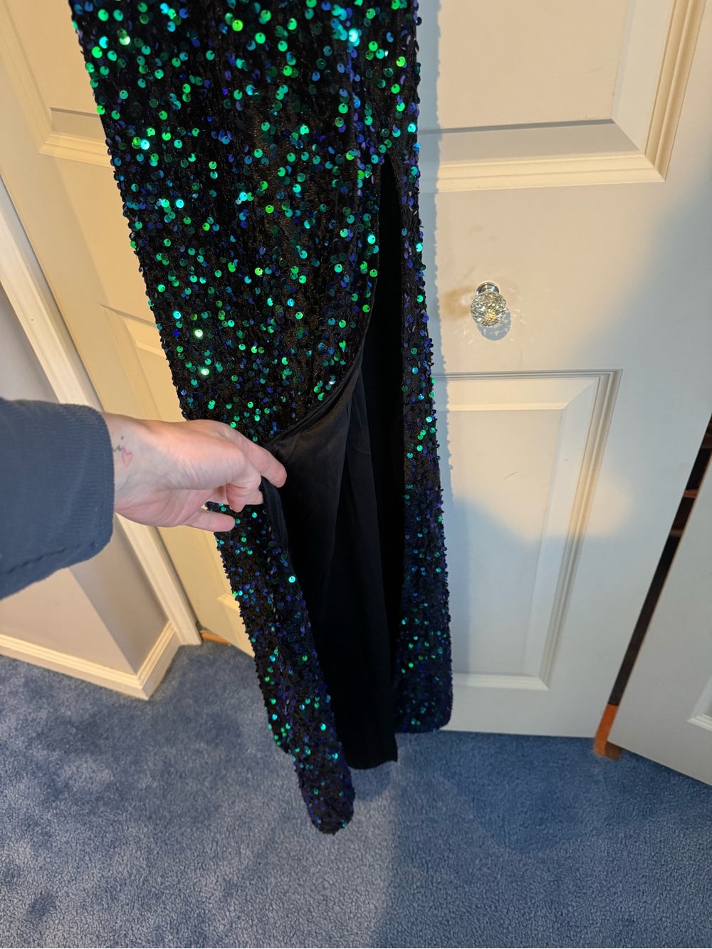 Lulus Sequin dress NEW - Picture 8 of 9